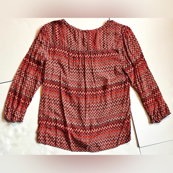 Lucky Brand Live in Love Women’s Chevron Patterned Red Blouse Size Small - Picture 11 of 12